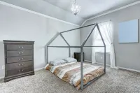 Modern Stylish home in Katy 4 bed 2.5 bath BOOK NOW ! Hôtels à proximité de : Katy ISD Transportation