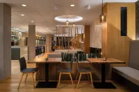 Hotel Osvit - พร้อมอาหารเช้า