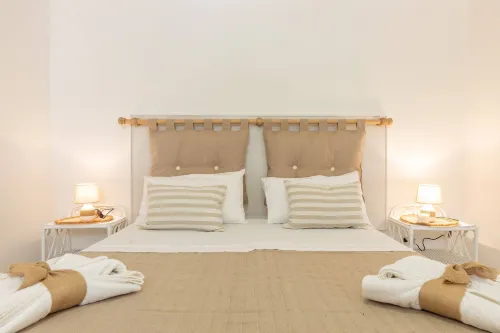 Belvedere - Seafront Apartment - 3 Places