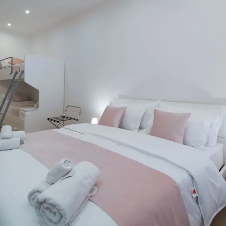 Lovely Rooms by Rentbeat