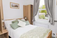 Denecrest Guest House