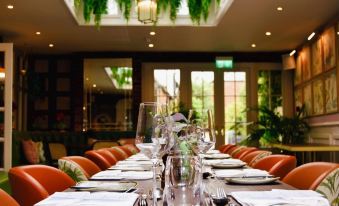 The George Hotel