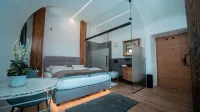Historic Chalet Neuhaus - with Open Air Jacuzzi & Infrared Sauna!
