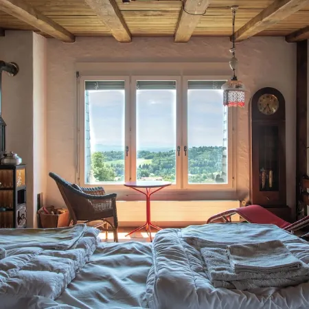 Spacious country house for group retreats in the Solothurn Jura