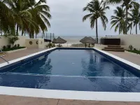 Farito Beachfront Penthouse, Surf & Paddle Board. Hotels in Punta de Mita