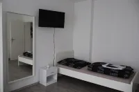 Bridge EG Whg, 2x Terrasse, Grill,küche,w-lan,wachmaschine,trockner, Hotels in Lippstadt