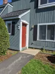Spacious Family Townhouse in Alpine Village - close to everything!