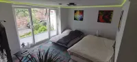 40 qm Wohnung mit Wintergarten / Gewölbekeller und Garten