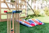 Friends & Family Getaway: 2 Kings + 1 Queen, Wifi, BBQ, Firetable, Games, 2TVs!