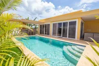 CASA LINDA #917 THE KING OF 2 BEDROOMS.Pool/Maid - Villas