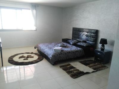 1 independent plant in a villa in harhoura