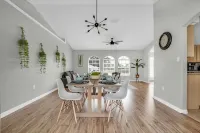 Elegant and Spacious 3 BR House w/ Heated Pool - Wifi