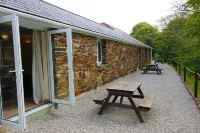 Rural, relaxing accommodation with tranquil scenery