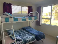 Turquoise Lodge, National Park  36 Carroll Street National Park