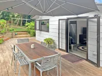 Tui Cottage - Stay Waiheke Hotels near The Waiheke Honey House and Cafe