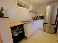 Sweet Cosy One Bedroom Unit in Port Macquarie, 10 Mins Walk from Flynns Beach!