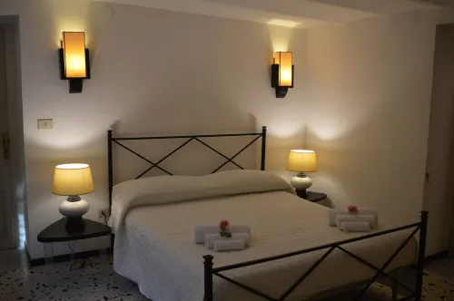 Mondello Beach just 90 meters from the sea. Apartment in a Liberty style villa