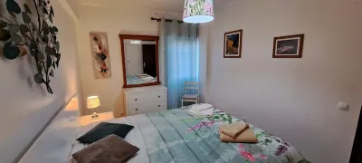 Isabel Dream I, 6 km from Sintra, train at 400m Hotel dekat UPUP TRAMPOLINES