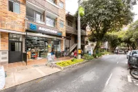 2024 New boutique 2B/1B balcony condo in famous Parque de Sabaneta