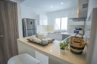 Charming & Relaxing Pool View Apartment at Playa Coral / Beach Access & Balcony