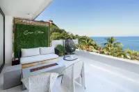 Casa Chloe - Beachfront Luxury Living
