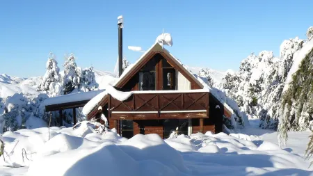 Adorable warm log cabin on a private section ideal for a couple or small family