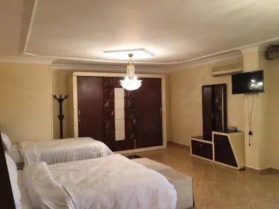 Royal pyramid palace residence Hotels in 