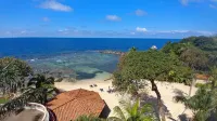 Luxurious Large Oceanfront Villa on Private Beach with Amazing Views
