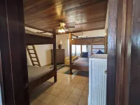 Ocean Front  Home with pier. 酒店