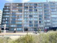 Apartment in Nieuwpoort by the Sea Wall