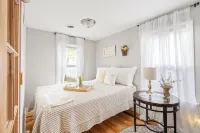 Just steps to Downtown Hudson and St. Croix River!