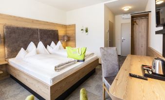 Hotel & Restaurant Urdlwirt