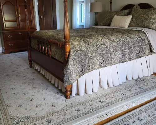 Robinsong Bed and Breakfast Hotels in Thorold