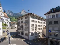 Hotel Wysses Rössli Hotels in Schwyz
