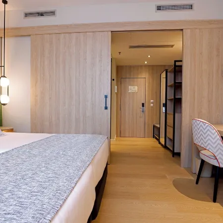 Hotel & Spa Villa Olimpica Suites Отели рядом с достопримечательностью «Барселонета Бич»