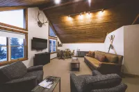 Teton Teepee Lodge Hotels in Teton County