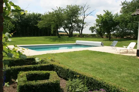 B&B Kamerijck Отели в г. Жее