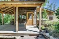 Historic Nature Lovers Cabin on Farm in Paonia! - 3-Star