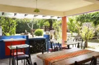 El Camino Hostel - Hostels