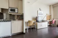 Residencia Universitaria Resa Giner de Los Ríos Hotel a Alcalá de Henares