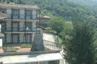 Hotel Sindika - Parkplatz