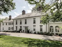 Stagecoach Inn Hotels in Goshen