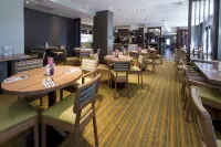 Premier Inn Bournemouth East Cliff Hotel di Boscombe