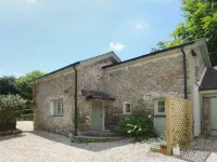 Torrings Barn Hotels near Burgh Island