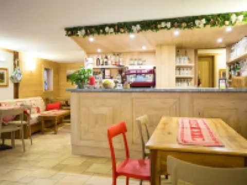 Hotel Restaurant la Barme Hotels in Cogne