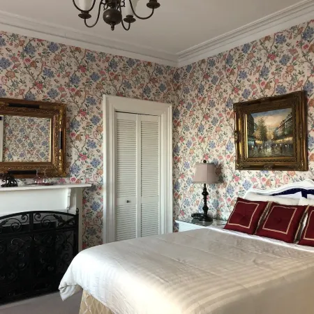 Balmoral House Bed & Breakfast