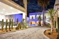 호텔 플라자 쿠아트로시에네가스  호텔