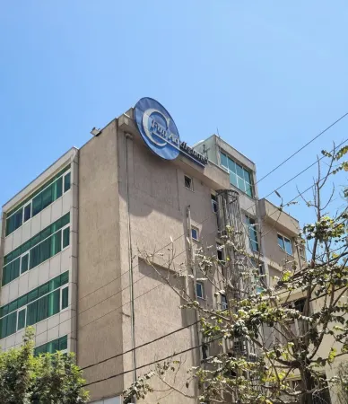 C 趣味阿迪斯酒店