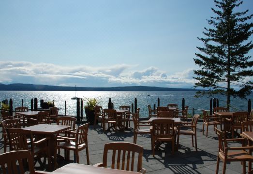 비치 가든스 리조트 & 마리나