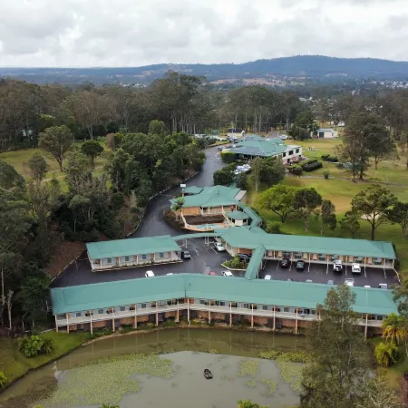 Golf Club Motor Inn Wingham Отели в г. Уингем